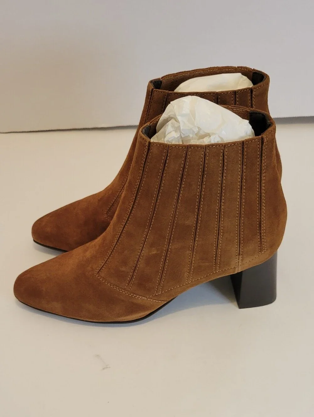 NIB Italeau Jane Waterproof Brown Suede Leather Ankle Booties EU 36 US 5.5-6 Han